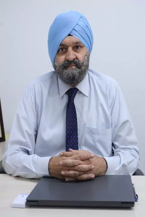 Mr. K D Singh